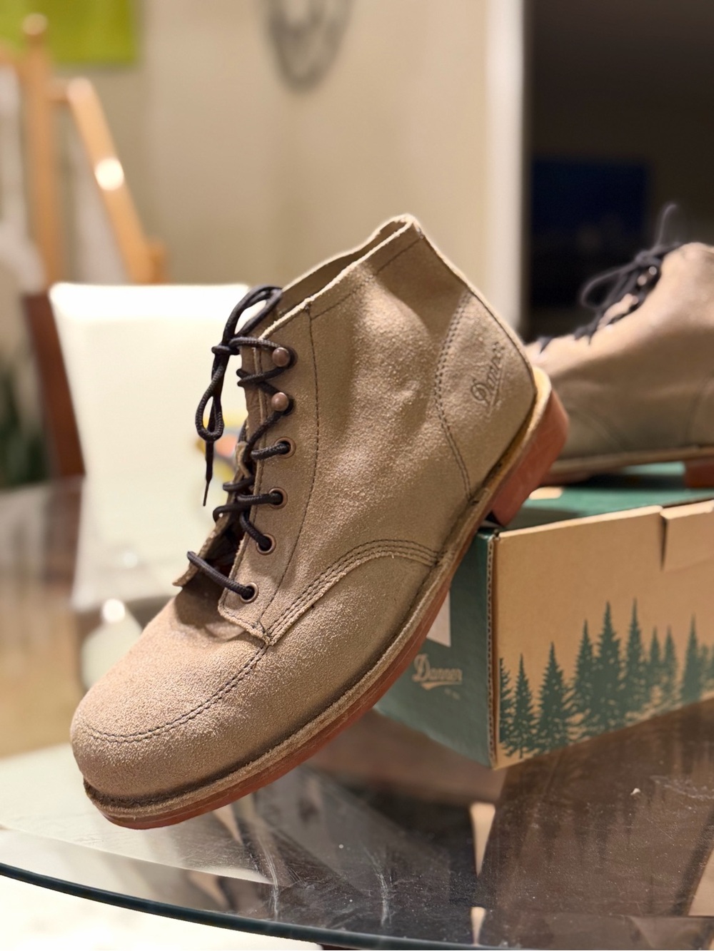Men's Suede Lace-Up Chukka Boots in Light Taupe 11 1/2D
